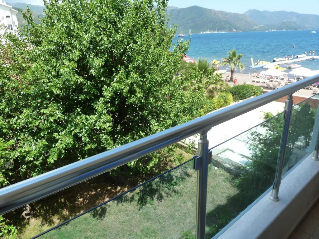 La Vita Beach Hotel Мармарис Стая снимка